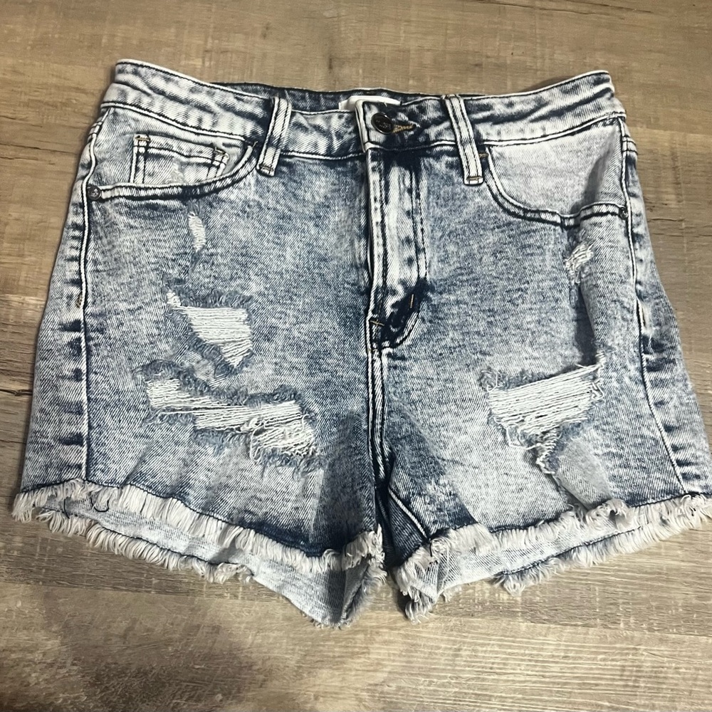 Frayed Hem Light Blue Jean Shorts